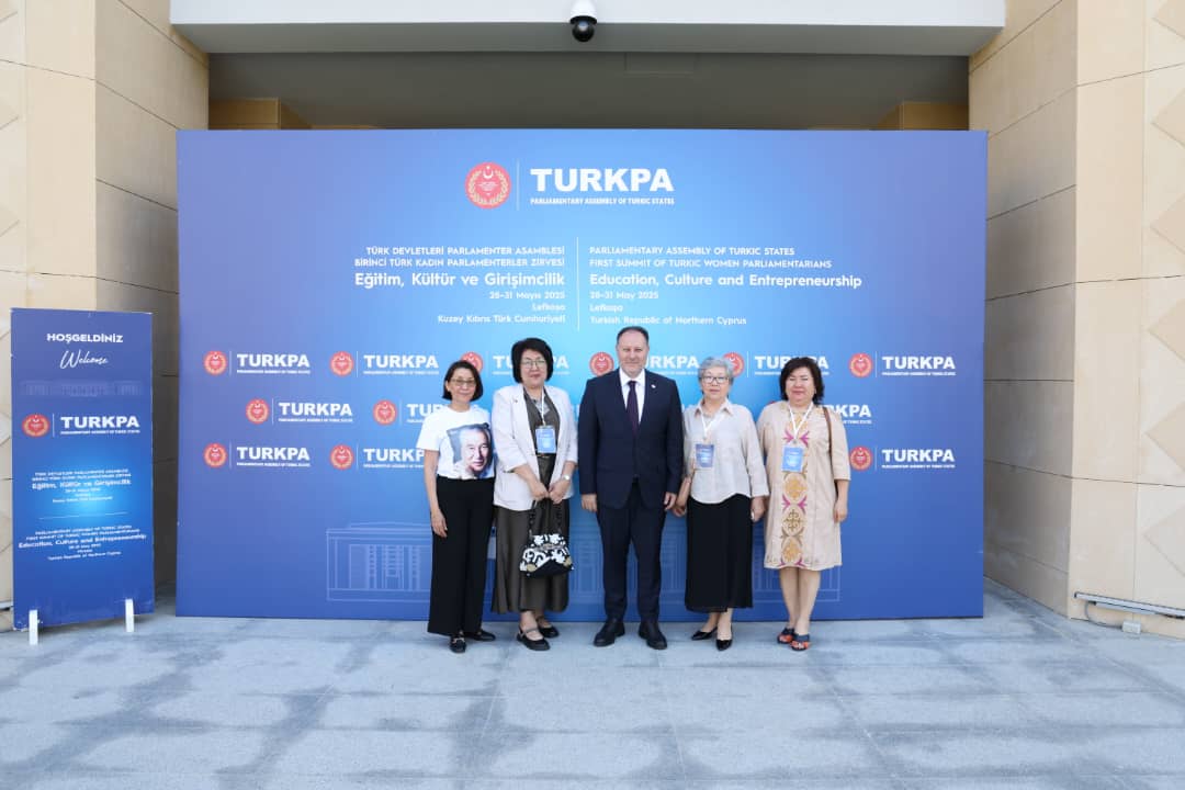 КӨЭАУнун проректору «Түрк дүйнөсүнүн аял парламентарийлеринин» саммитине катышып келди